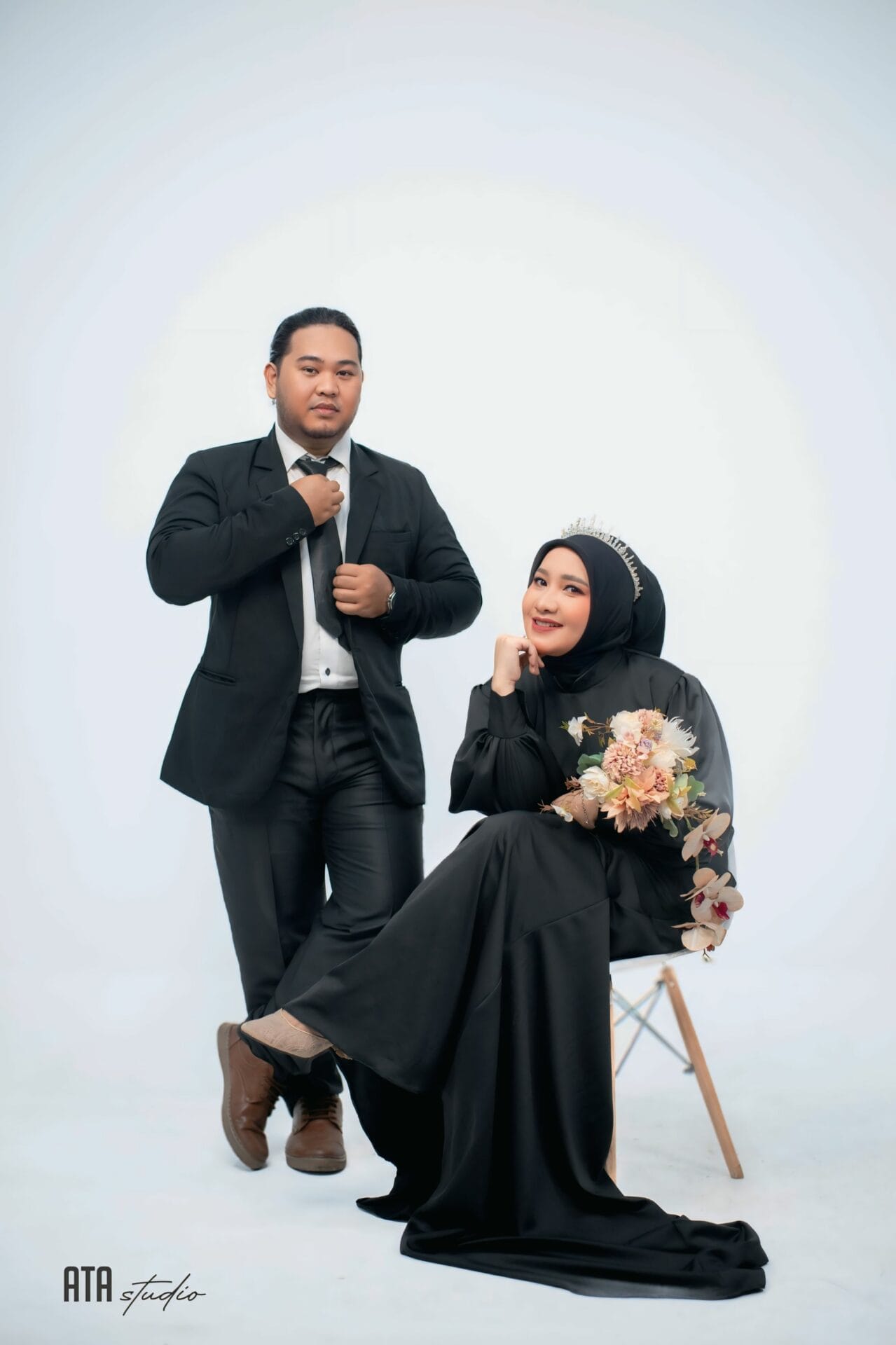 CAPTURED-MOMENT-121